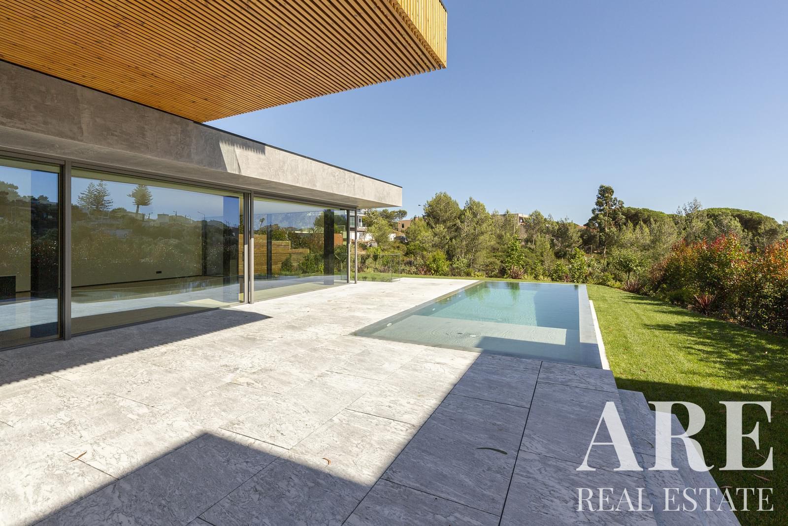 villa-for-sale-in-abuxarda-cascais-30115-001