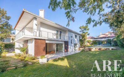Villa for sale in Cascais