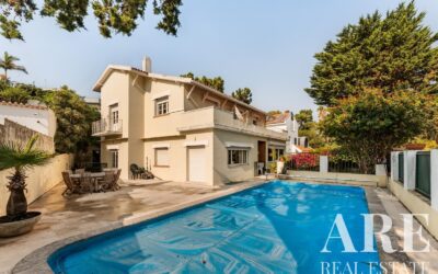 Villa for sale in Estoril, Cascais