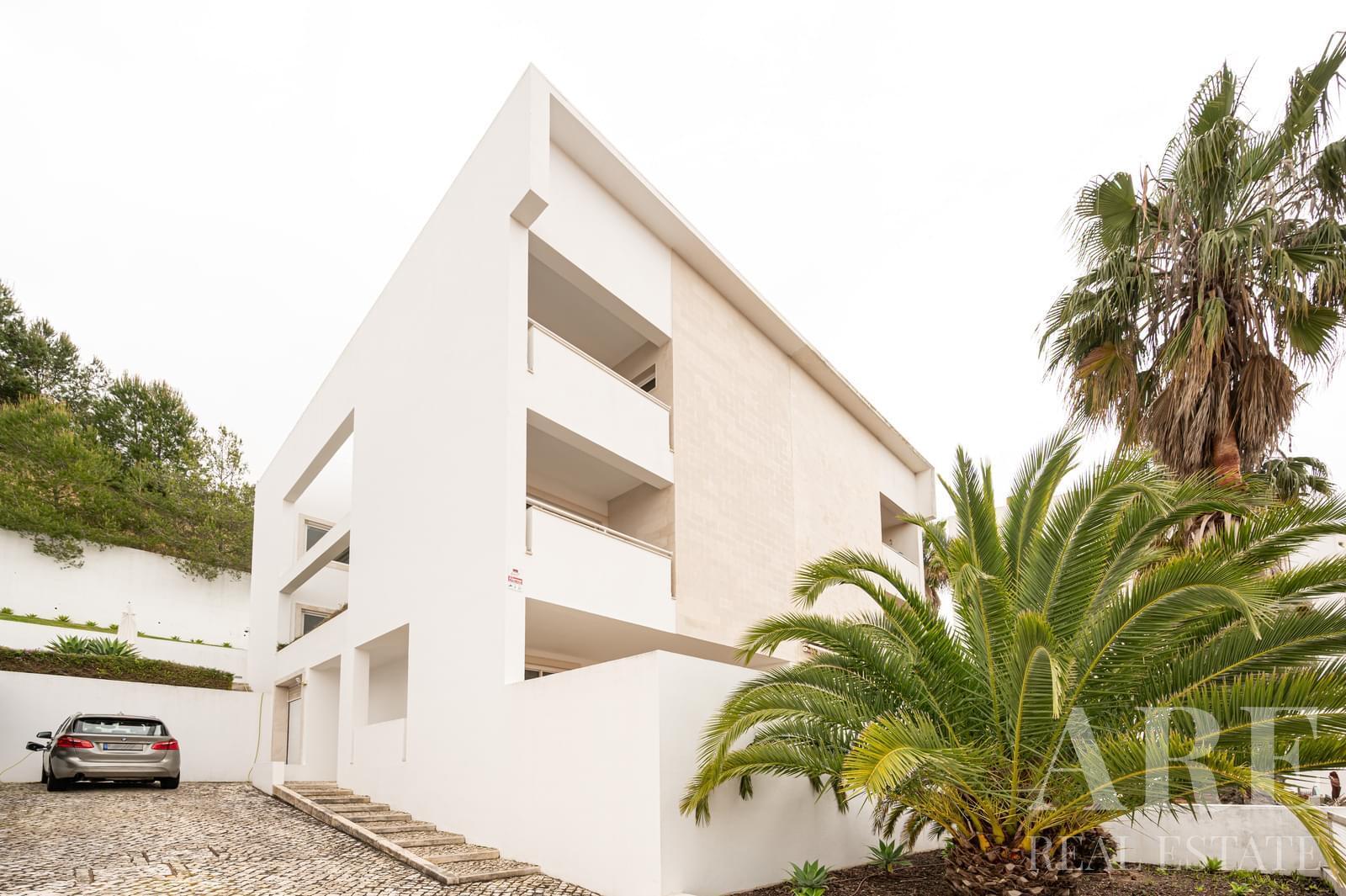 villa-for-sale-in-jardins-da-parede-cascais-36835-001