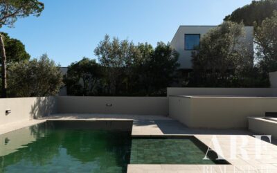 Villa for sale in Leceia, Oeiras