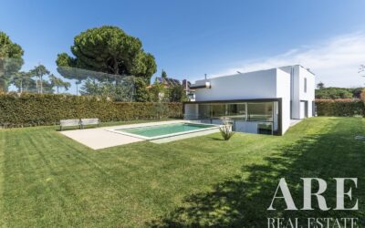 Villa for sale in Nova Oeiras, Oeiras