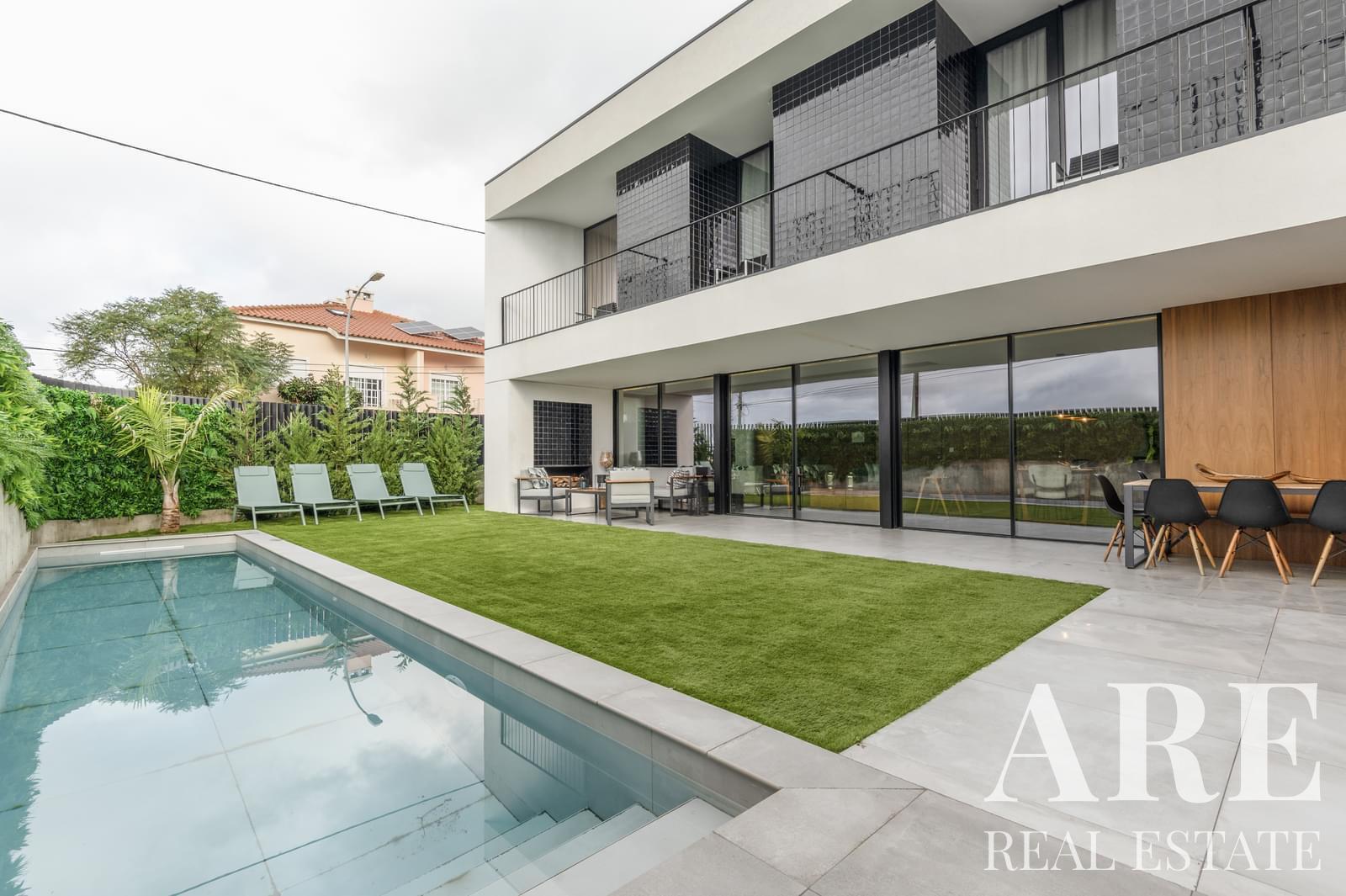 villa-for-sale-in-porto-salvo-oeiras-37241-001
