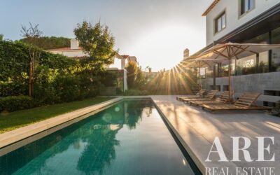 Villa for sale in Santo Amaro de Oeiras, Oeiras