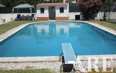 Villa for sale in Verdizela, Seixal